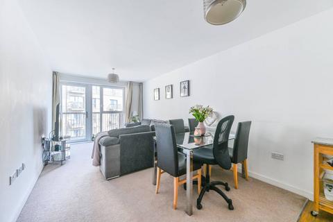 2 bedroom flat for sale, Connersville Way, Purley Way, Croydon, CR0