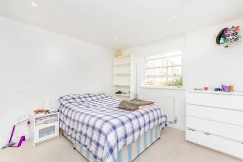 3 bedroom flat to rent, Chippenham Mews, Maida Vale, London, W9