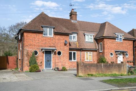 3 bedroom semi-detached house for sale, Maxwell Road, Beaconsfield, HP9