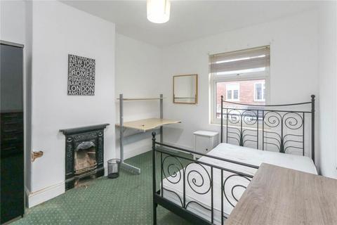 3 bedroom terraced house for sale - Beverly Road, Manchester, Greater Manchester, M14 6TG