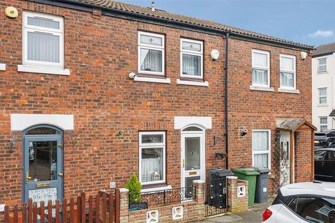 2 bedroom terraced house for sale, Lonsdale Close, London