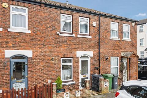 63 Lonsdale Close, London, SE9 4HF