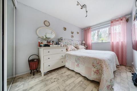 32 Gladeswood Road, Belvedere, DA17 6DB