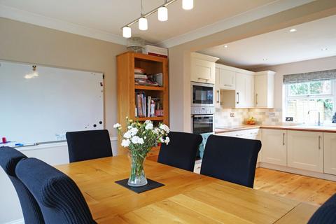 4 bedroom detached house for sale, Chipstone Close, Solihull, B91