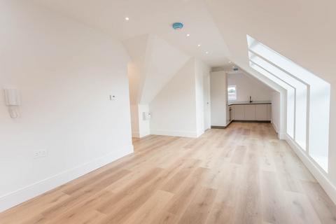 undefined, HIGHCLERE HOUSE, KINGS ROAD, SUNNINGHILL, ASCOT, BERKSHIRE, SL5 9AD