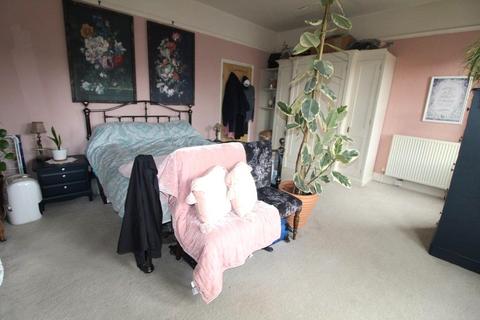 212 Cauldwell Hall Road, Ipswich, IP4 5AN
