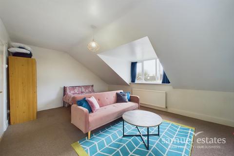 Studio to rent, Dagnall Park, Selhurst, SE25