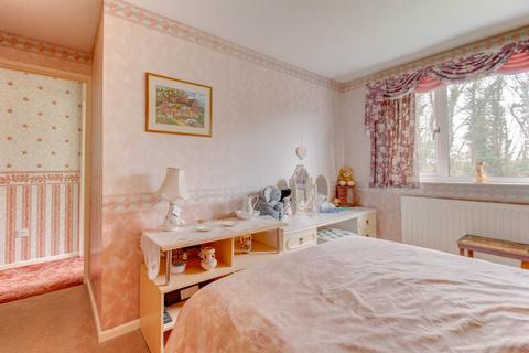 54 Abbotswood Close, Redditch, B98 0QD