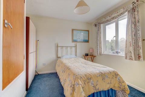 54 Abbotswood Close, Redditch, B98 0QD