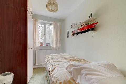 54 Abbotswood Close, Redditch, B98 0QD
