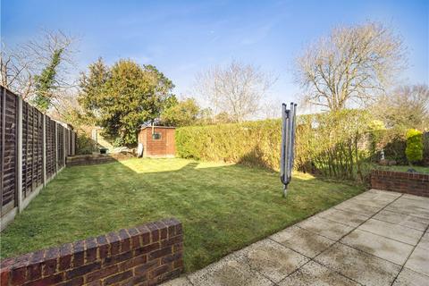 15 Pond Meadow, Guildford, GU2 8LE