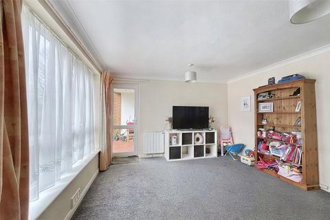 2 bedroom apartment for sale - Woodcote Road, Wallington, SM6