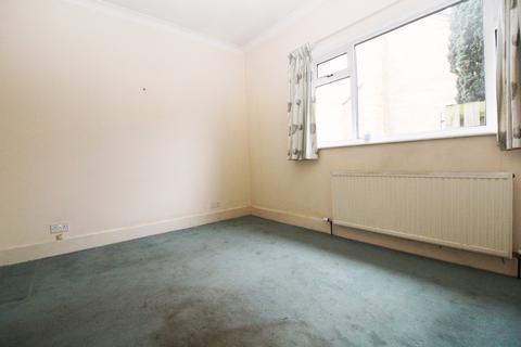 16 Bainton Close, Beverley, HU17 7DL