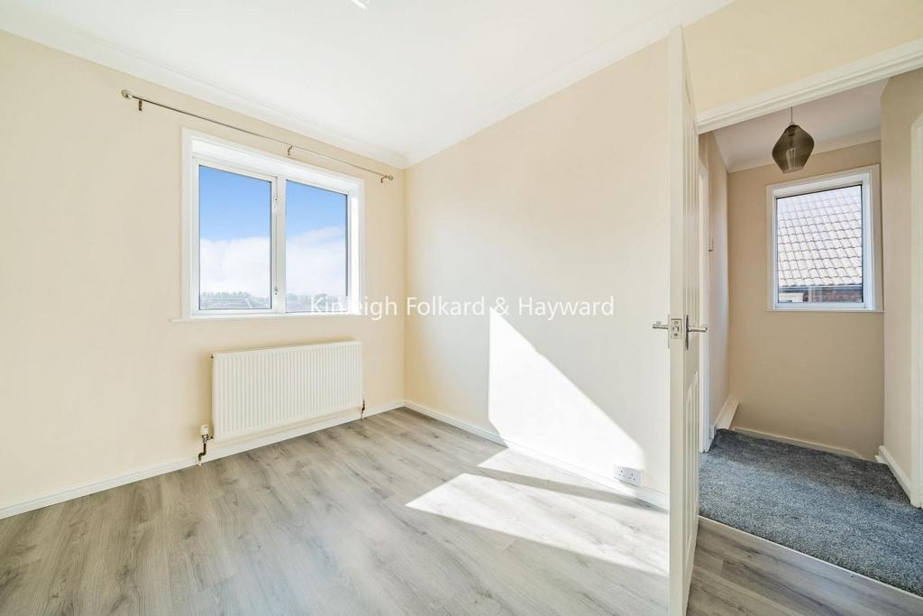 Goudhurst Road, Bromley 3 bed end of terrace house for sale £410,000