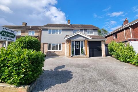 4 bedroom detached house for sale, MILLER DRIVE, FAREHAM