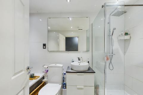 56 Hollywoods, Croydon, CR0 9JJ