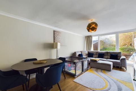 56 Hollywoods, Croydon, CR0 9JJ