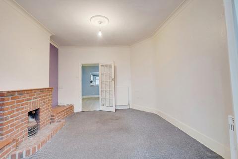 5 bedroom end of terrace house for sale, Oakleigh Park Drive, Leigh-on-sea, SS9