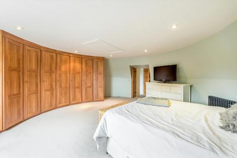 4 bedroom terraced house for sale, Lucks Lane, Paddock Wood, Tonbridge, Kent, TN12