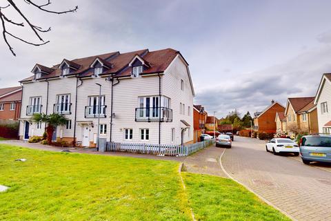 3 bedroom end of terrace house for sale, Greystones, Ashford, Kent, TN24