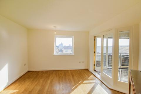 2 bedroom apartment to rent - Melling Drive, Enfield, EN1