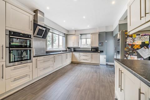 Ringwood The Green, Sidcup, DA14 6BS