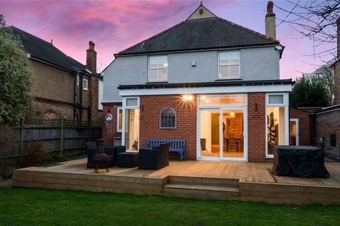 Ringwood The Green, Sidcup, DA14 6BS