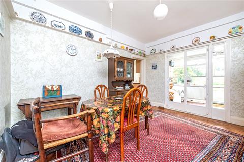 34 Sugden Road, Thames Ditton, KT7 0AE
