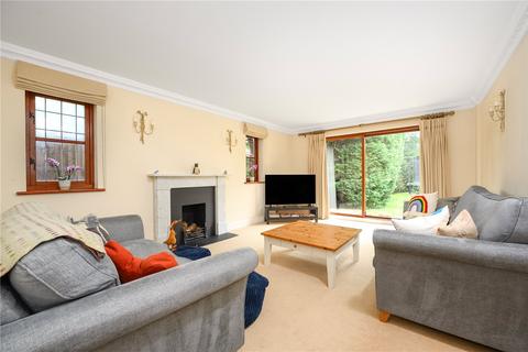 4 bedroom detached house to rent, Castle Road, Weybridge, Surrey, KT13