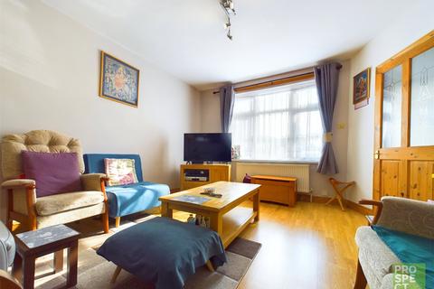 40 Stanley Green East, Slough, SL3 7RF