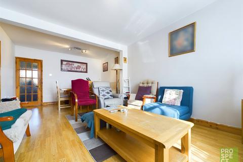 40 Stanley Green East, Slough, SL3 7RF