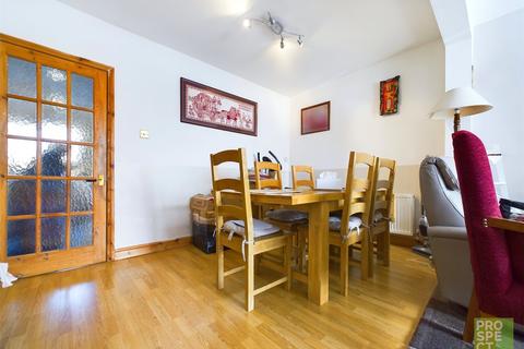 40 Stanley Green East, Slough, SL3 7RF