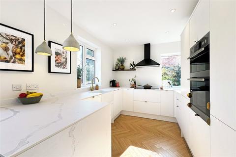 78 Arundel Road, Angmering, Littlehampton, BN16 4LH