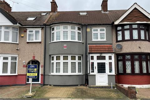 3 bedroom terraced house for sale, Roxy Avenue, Romford, RM6