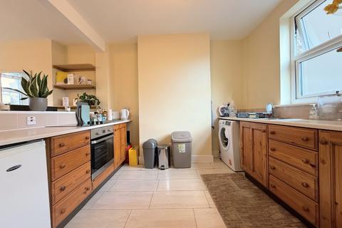 1 bedroom apartment to rent, Bethnal Green Road, London, Greater London, E2