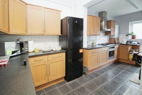 3 bedroom terraced house for sale, Albemarle Gardens, Ilford, IG2