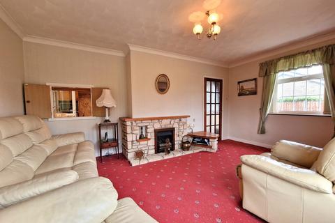 3 bedroom detached bungalow for sale, Hillside, Chedgrave