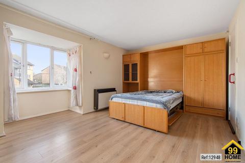 89 Anthony Road, London, SE25 5HP