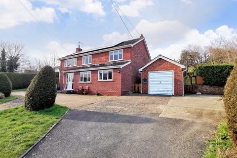 4 bedroom detached house for sale - Low Road, Wortwell, Harleston