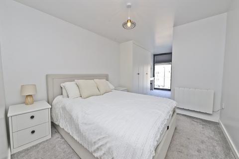 1 bedroom apartment for sale, Solis House, Ruislip HA4
