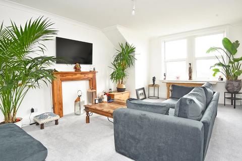 3 bedroom apartment for sale, West Cliffe Mount, Harrogate