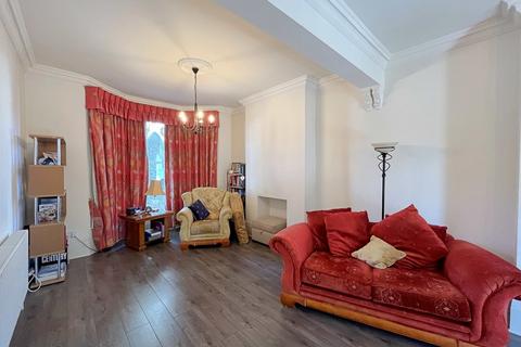 5 bedroom terraced house for sale, Cambridge Road, Southend on Sea SS1