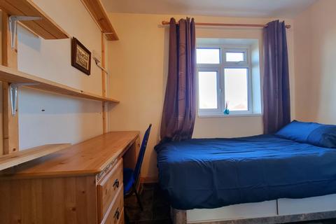 53a Byrne Drive, Southend-on-sea, SS2 6SD