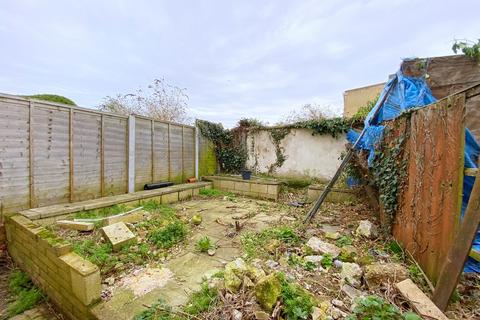 7 Beresford Road, Southend-on-sea, SS1 2TW