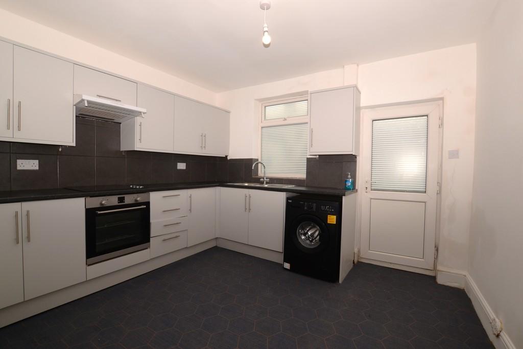 Norton Street, Grantham 3 bed terraced house for sale £137,500