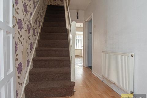 3 bedroom terraced house for sale, Tideswell Road, Birmingham B42