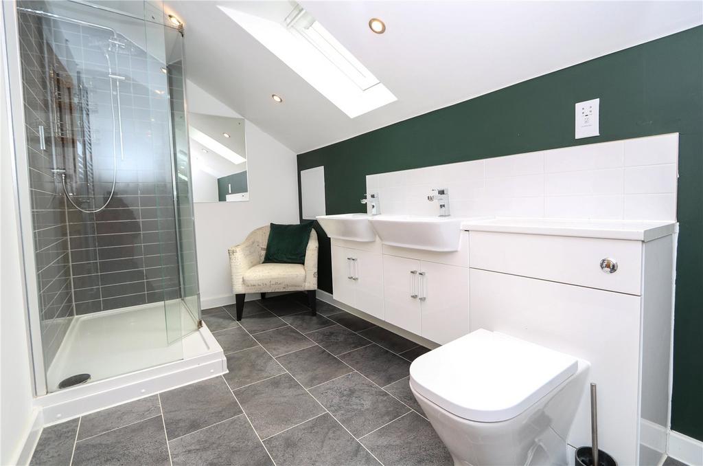 Bedroom 1 En Suite