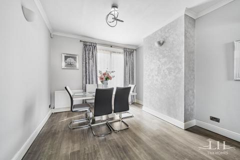 58 Upper Rainham Road, Hornchurch, RM12 4BZ