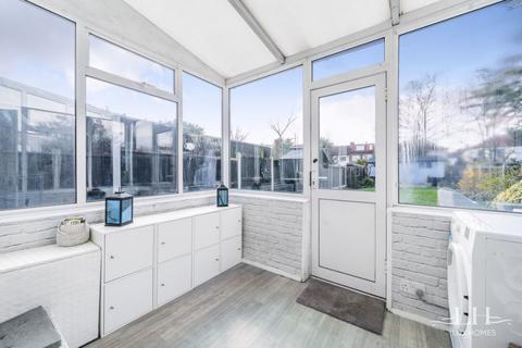 58 Upper Rainham Road, Hornchurch, RM12 4BZ