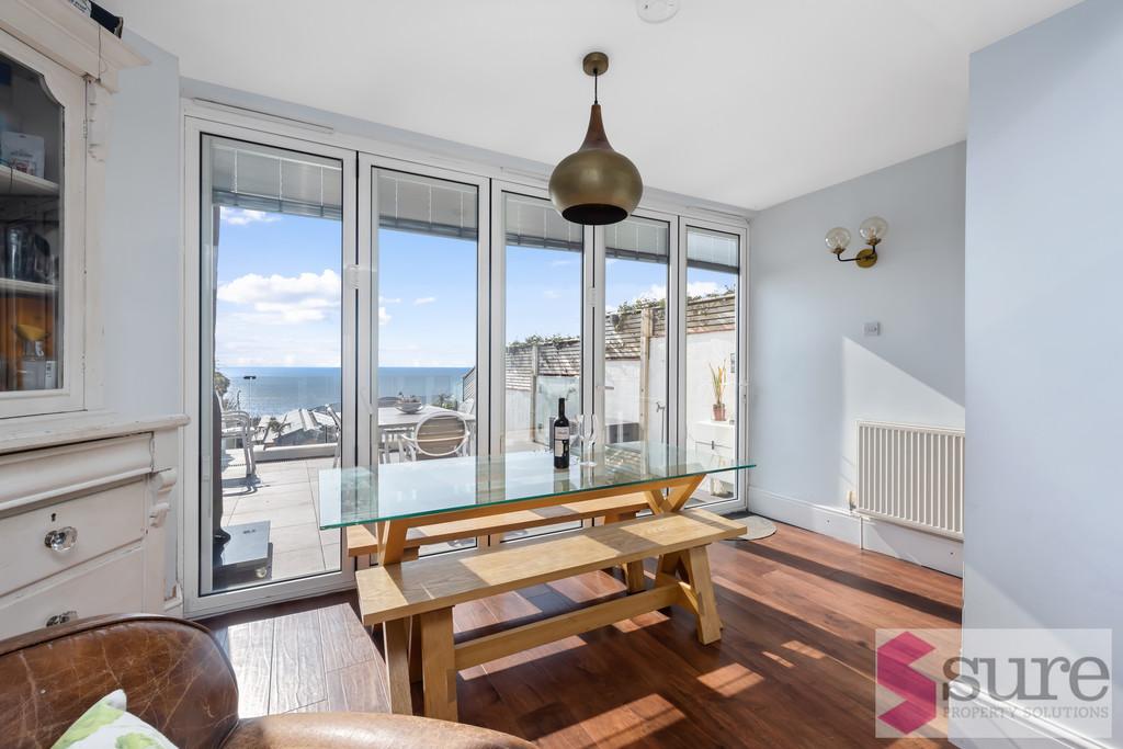 Roedean Terrace, 2-001